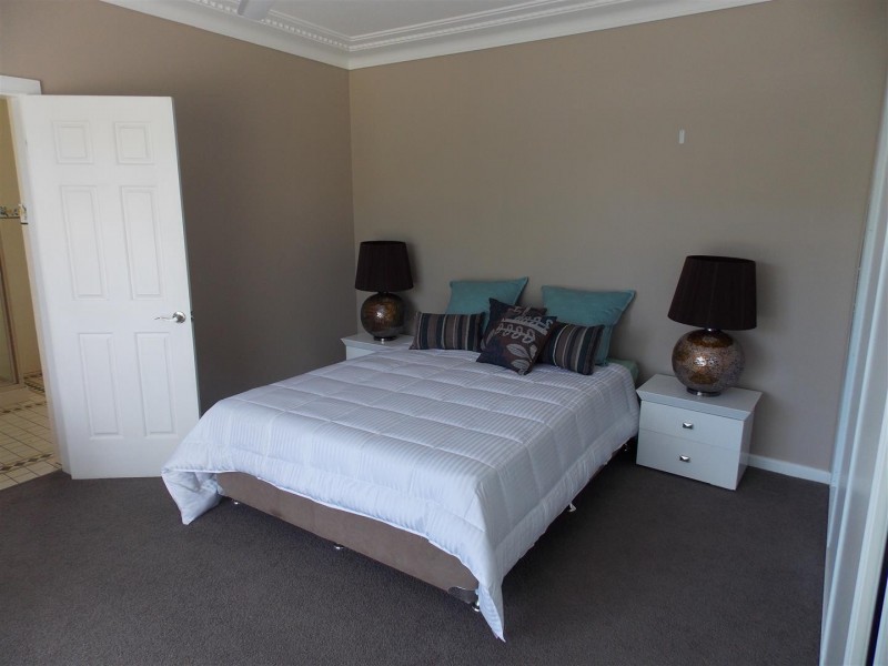 2322 Newell Highway, Parkes NSW 2870