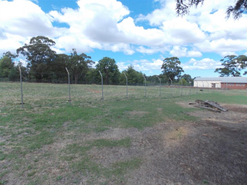 2 Clarinda Street, Parkes NSW 2870