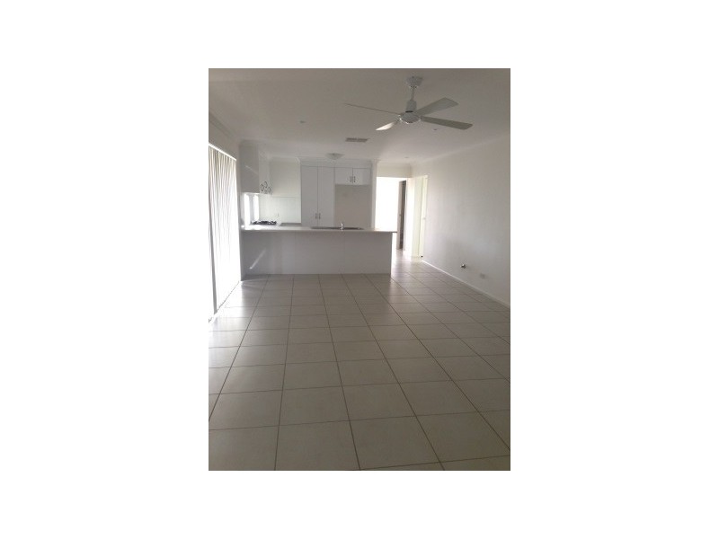 15 Warragrah Place, Parkes NSW 2870