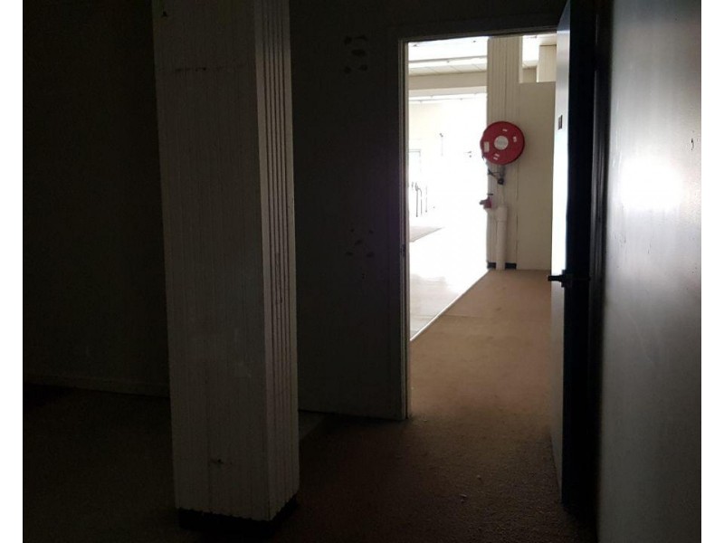 2/250 Clarinda St, Parkes NSW 2870