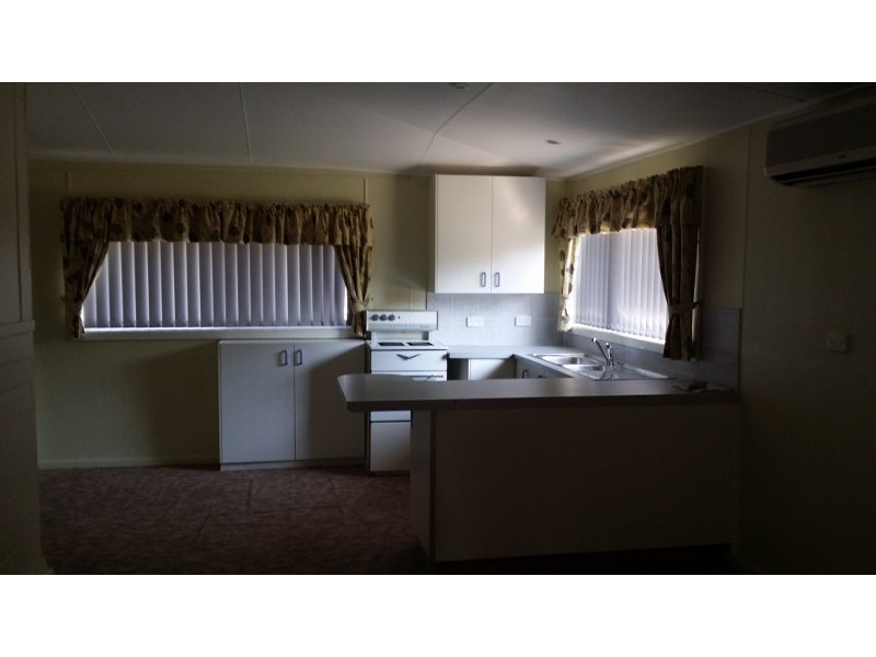 14 Loftus Street, Eugowra NSW 2806