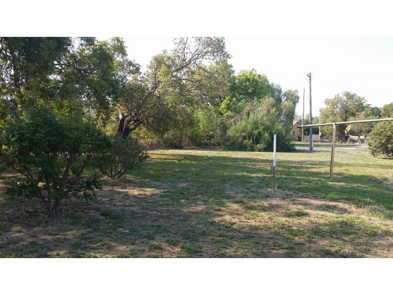 14 Loftus Street, Eugowra NSW 2806