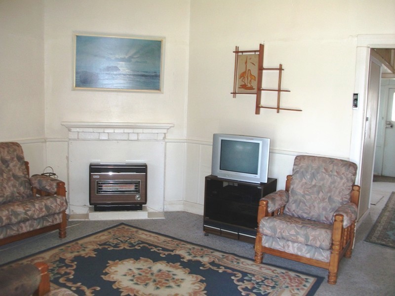 2 Harding Avenue, Condobolin NSW 2877