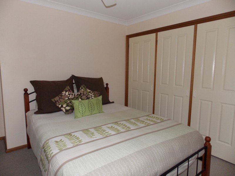 19 Ebelina Crescent, Parkes NSW 2870