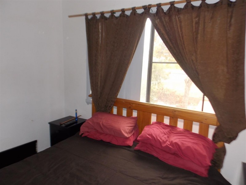 85 Victoria Street, Parkes NSW 2870