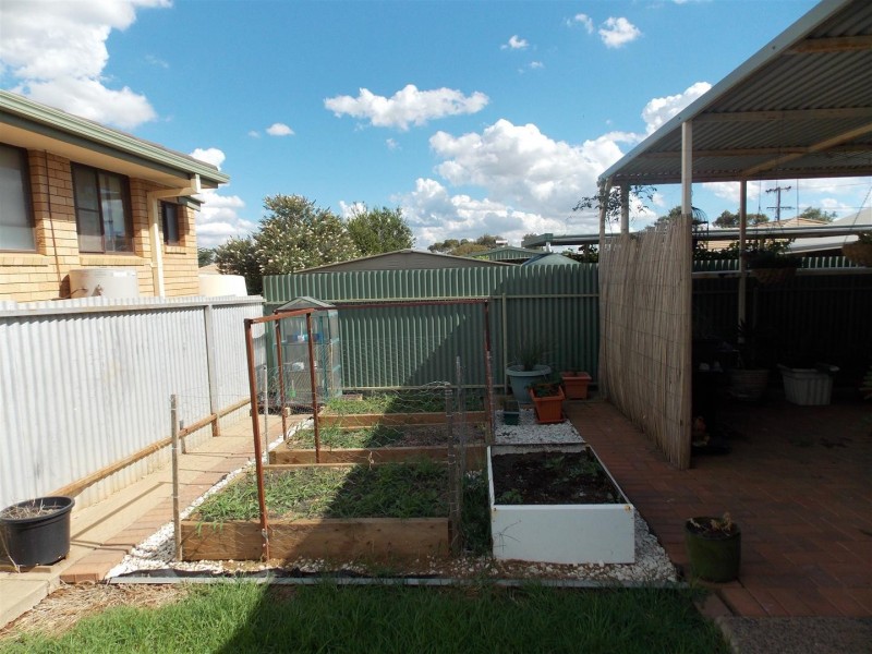 85 Victoria Street, Parkes NSW 2870