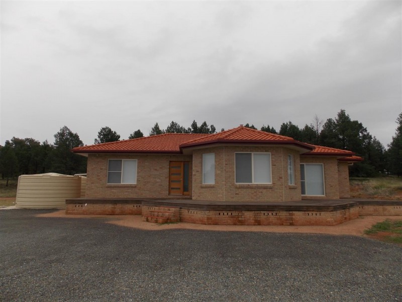 130 Heraghty Road, Parkes NSW 2870