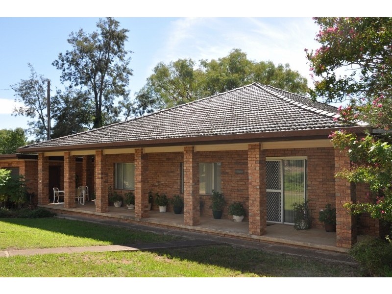 2470 George Russell Drive, Canowindra NSW 2804