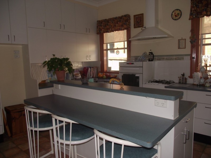 65 Hill Street, Parkes NSW 2870