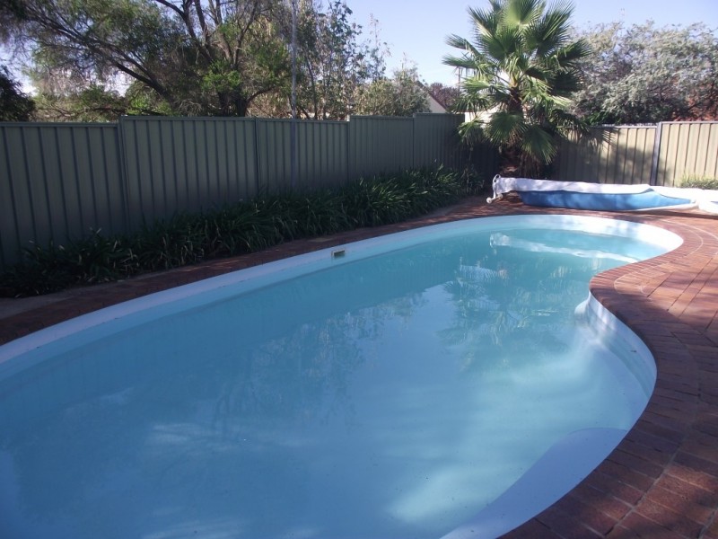 65 Hill Street, Parkes NSW 2870