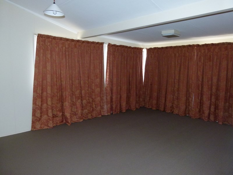 35 Underwood Street, Forbes NSW 2871