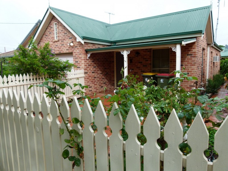 56 Johnson Street, Forbes NSW 2871