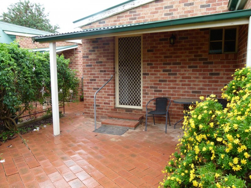 56 Johnson Street, Forbes NSW 2871