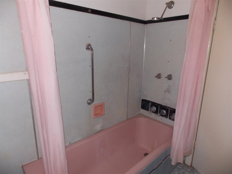 15 Fisher Street, Parkes NSW 2870