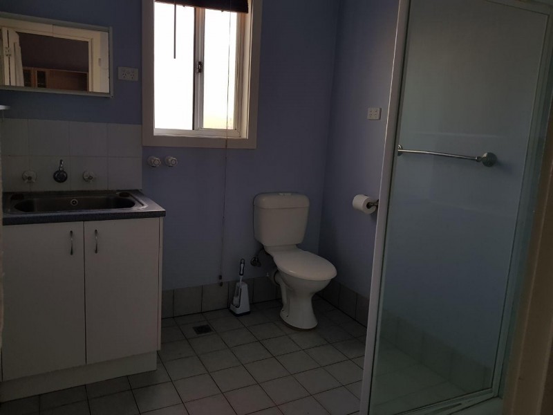 9 Carrington Street, Parkes NSW 2870