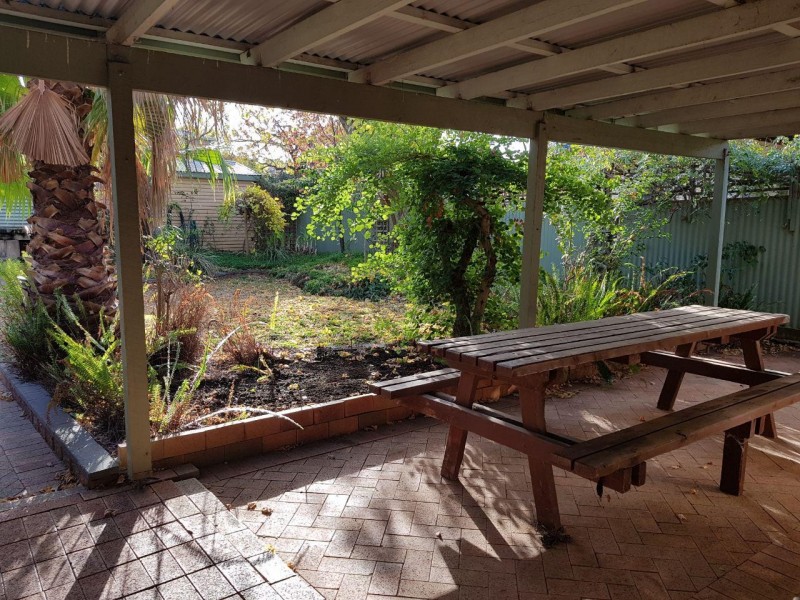 9 Carrington Street, Parkes NSW 2870