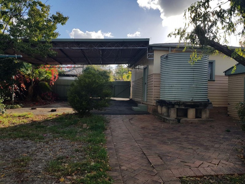 9 Carrington Street, Parkes NSW 2870