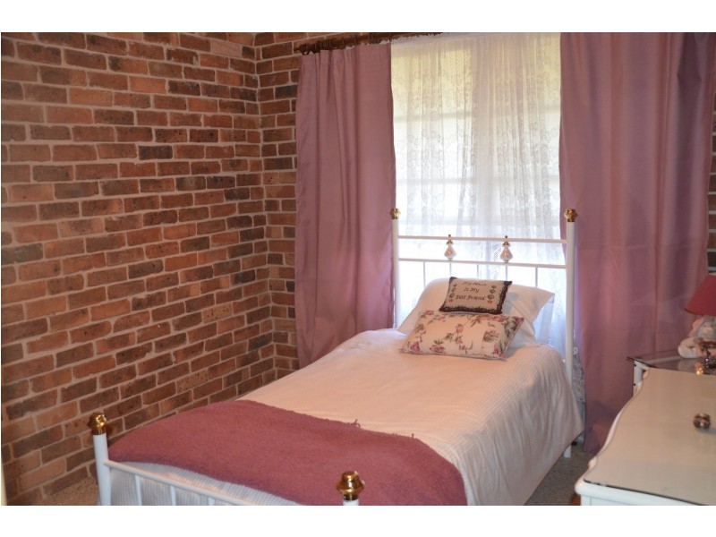 206 Farnell Street, Forbes NSW 2871
