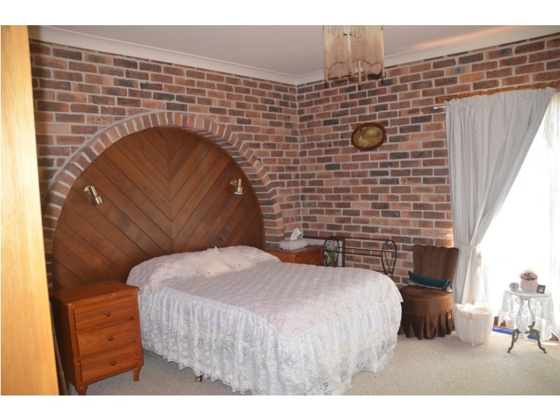 206 Farnell Street, Forbes NSW 2871
