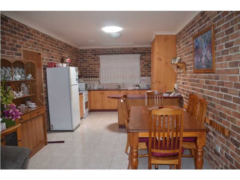 206 Farnell Street, Forbes NSW 2871