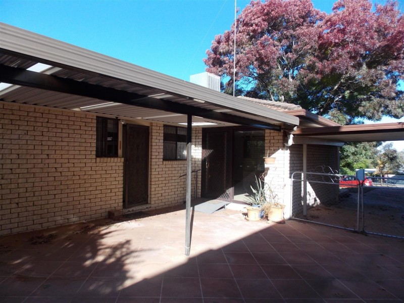 51 Hill Street, Parkes NSW 2870