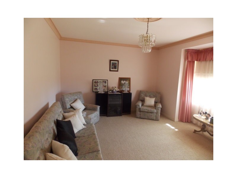 85 Station Lane “Marbill Park”, Peak Hill NSW 2869