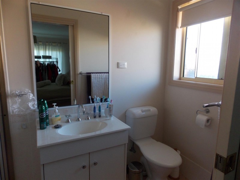 27 Paterson Street, Parkes NSW 2870