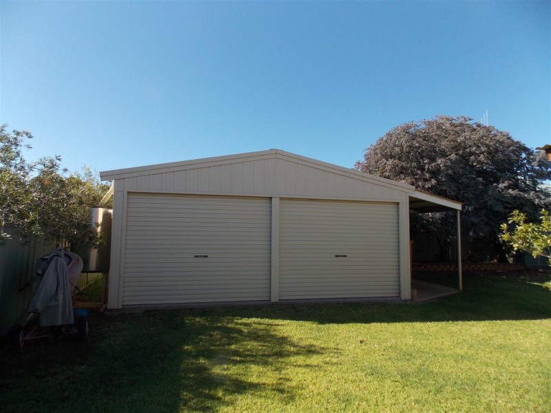 27 Paterson Street, Parkes NSW 2870
