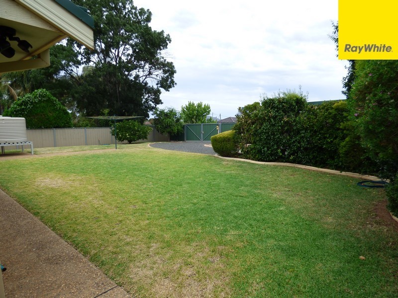 57 Church Street, Forbes NSW 2871