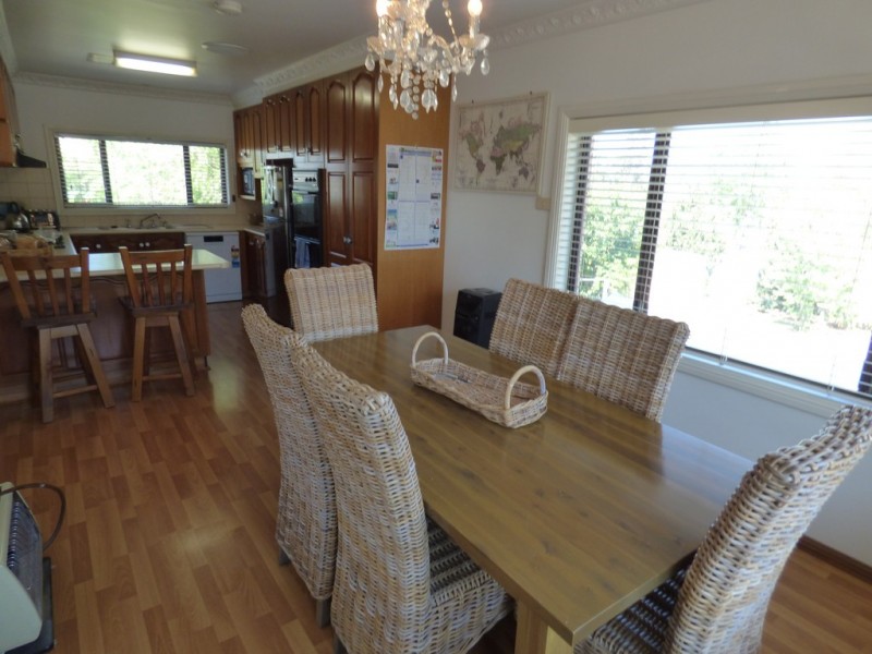 8 Rae Street, Forbes NSW 2871