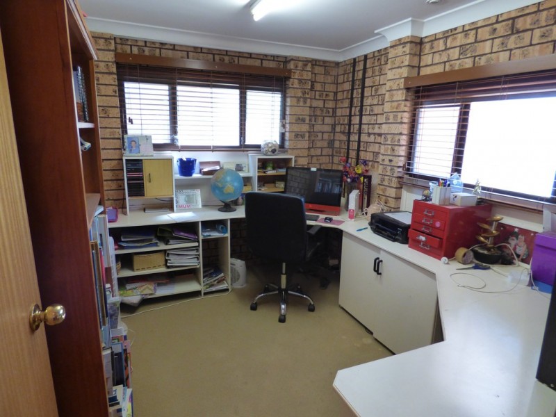 8 Rae Street, Forbes NSW 2871