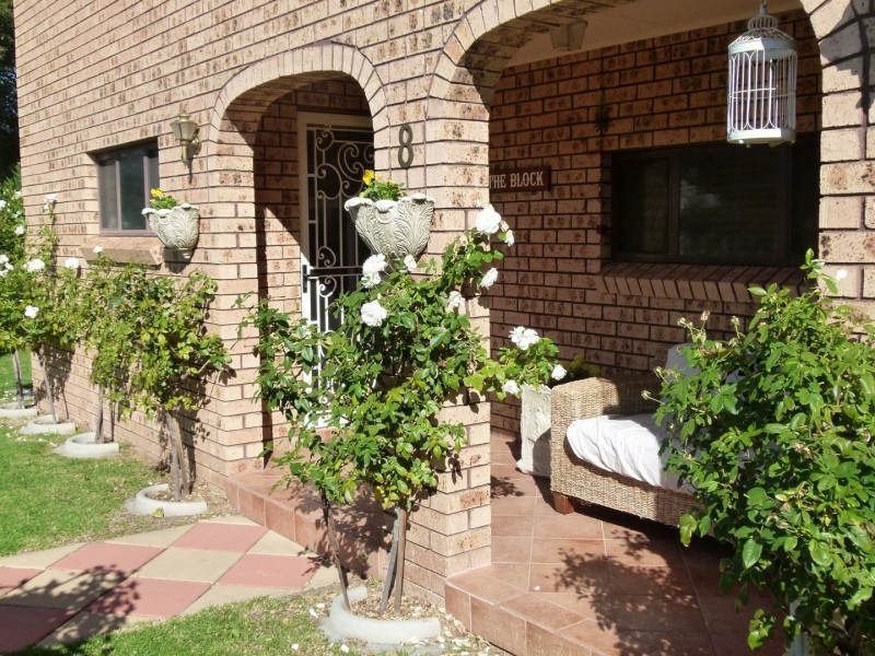 8 Rae Street, Forbes NSW 2871