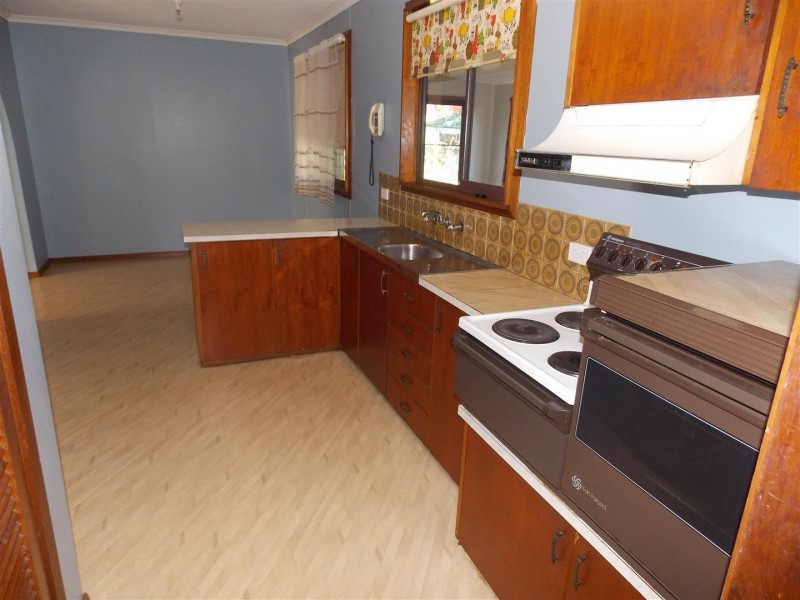 106 Derribong Street, Peak Hill NSW 2869