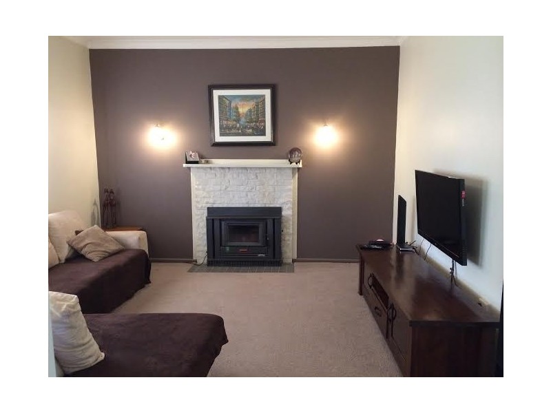 13 Callaghan St, Parkes NSW 2870