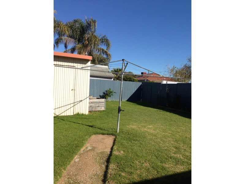 13 Callaghan St, Parkes NSW 2870