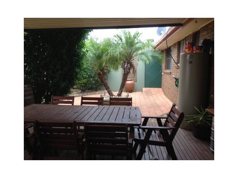 6 Basil Avenue, Parkes NSW 2870