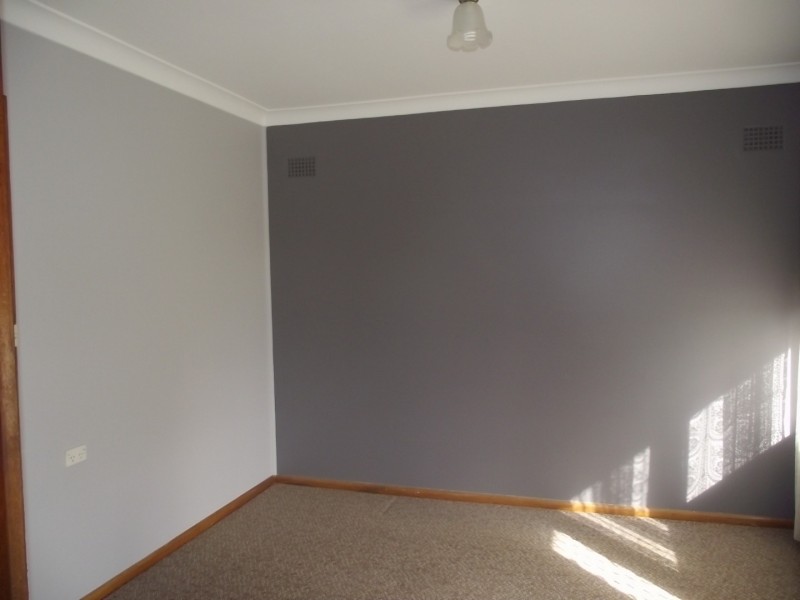9 Porter Street, Parkes NSW 2870