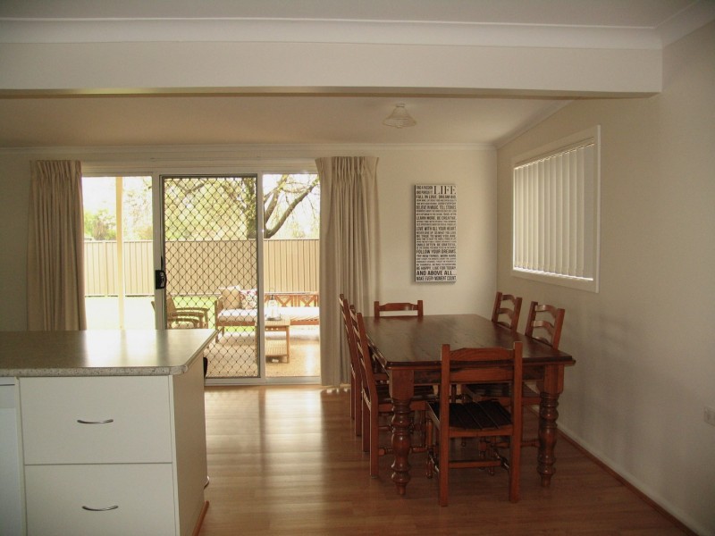 77 Church Street, Forbes NSW 2871