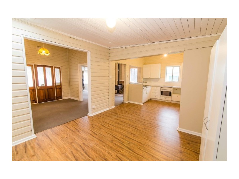 4 Fay Street, Condobolin NSW 2877