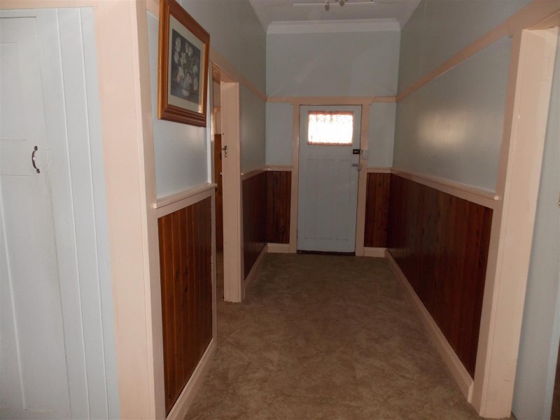 53 Caswell Street, Peak Hill NSW 2869