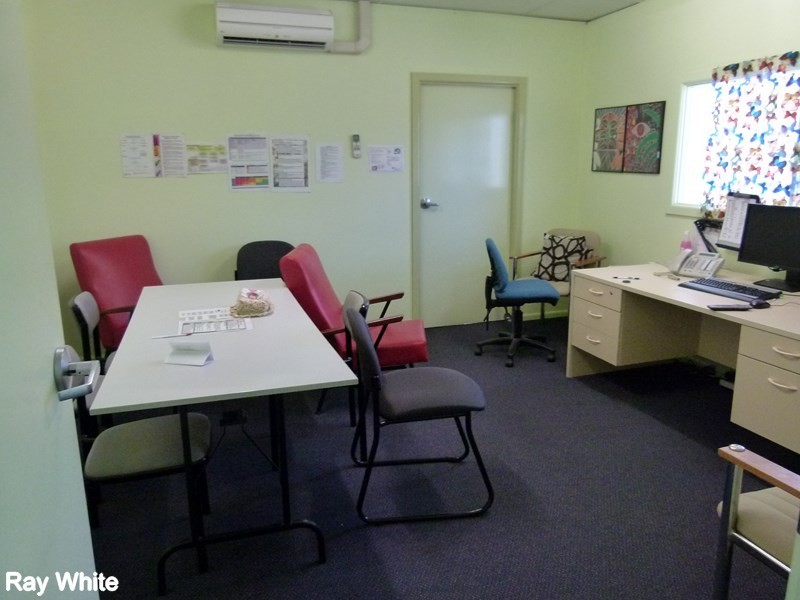 91-93 Clarinda Street, Parkes NSW 2870