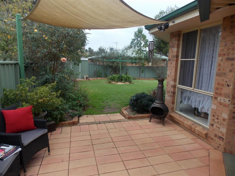 13 Webb Street, Parkes NSW 2870