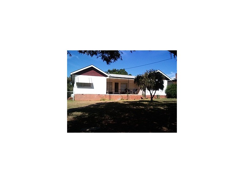 7 Turner Street, Condobolin NSW 2877