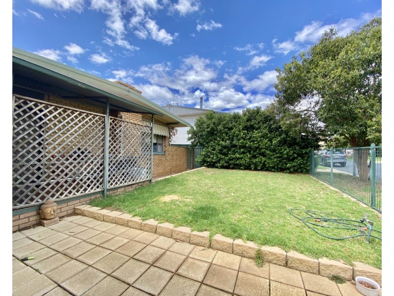 7 Gale Street, Forbes NSW 2871
