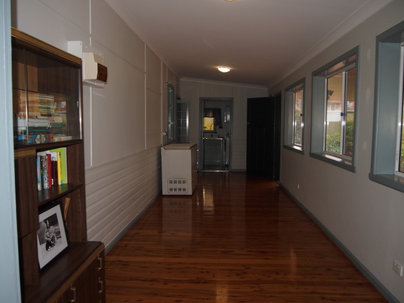 4 Reid Street, Parkes NSW 2870