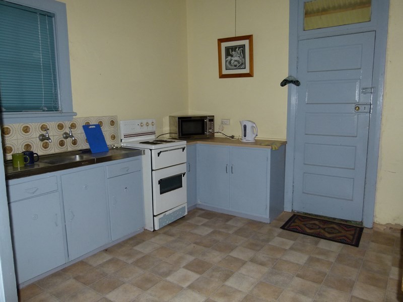 34 Templar Street, Forbes NSW 2871