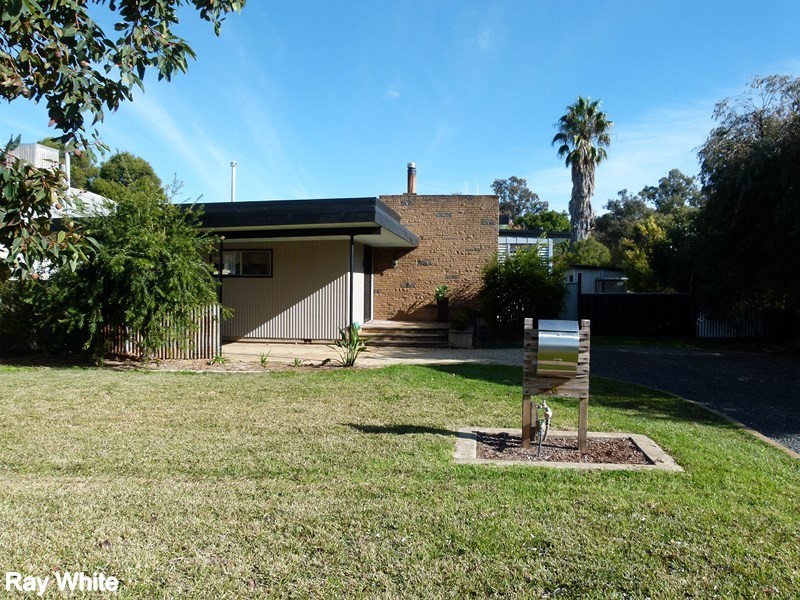 6 Forster Street, Forbes NSW 2871