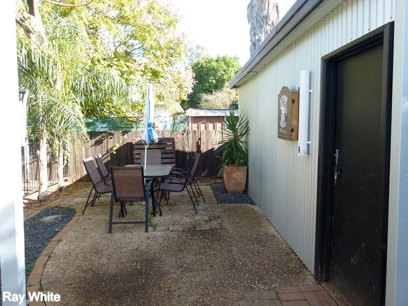 6 Forster Street, Forbes NSW 2871