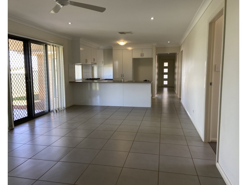 23 Warragrah Place, Parkes NSW 2870