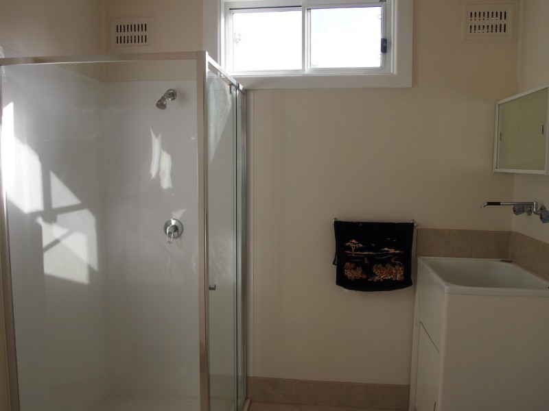 5 Rose Street, Parkes NSW 2870